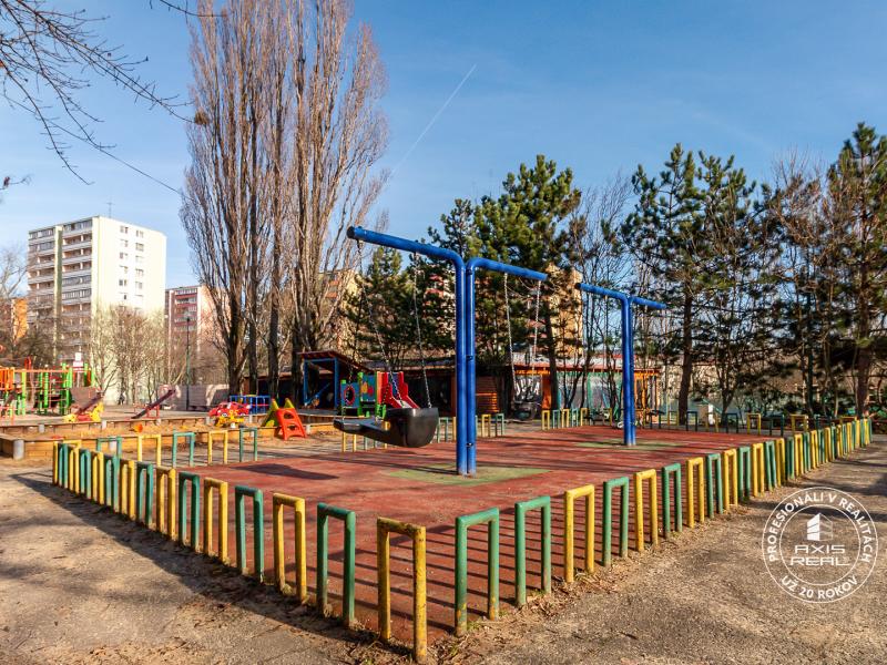 Rent Two bedroom apartment, Two bedroom apartment, Červeňákova, Bratis