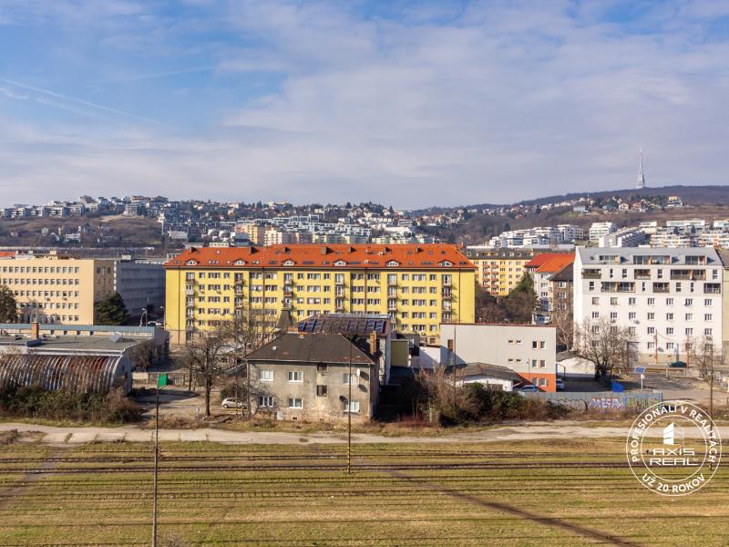  Nezariadený 3i byt po komp. rek. s lodžiou, Budyšínska