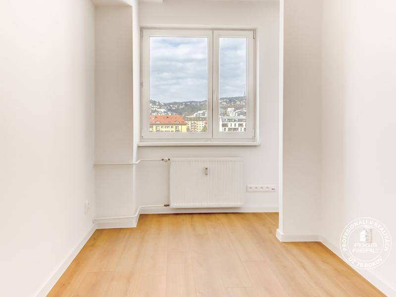  Nezariadený 3i byt po komp. rek. s lodžiou, Budyšínska