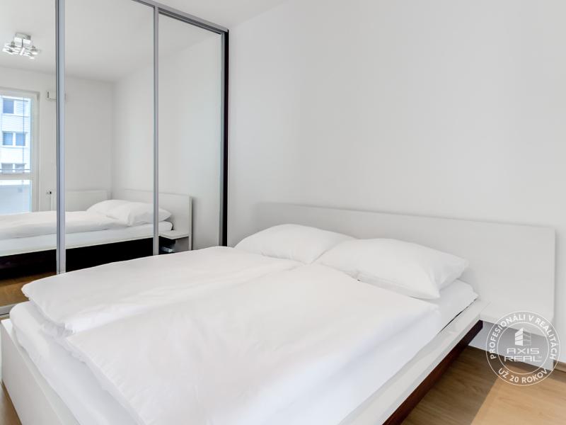 Rent 1-Bedbedroom apartment, AC, LOGGIA, GARAGE, Bratislava, Slovakia