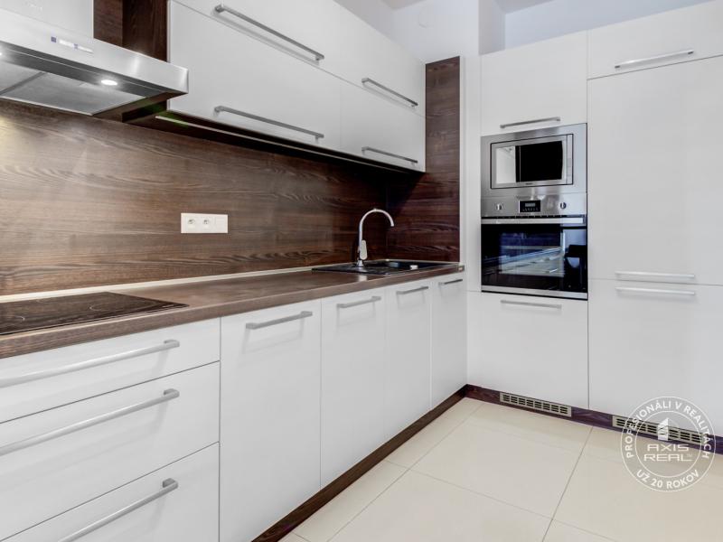 Rent 1-Bedbedroom apartment, AC, LOGGIA, GARAGE, Bratislava, Slovakia