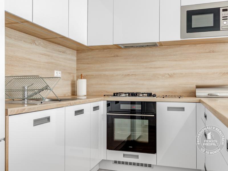 REZERVOVANÉ 2-izbák, PARKOVANIE, novostavba, Dúbravka, Pri hrubej lúke