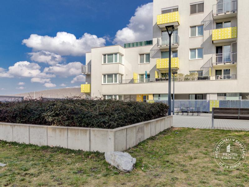 REZERVOVANÉ 2-izbák, PARKOVANIE, novostavba, Dúbravka, Pri hrubej lúke