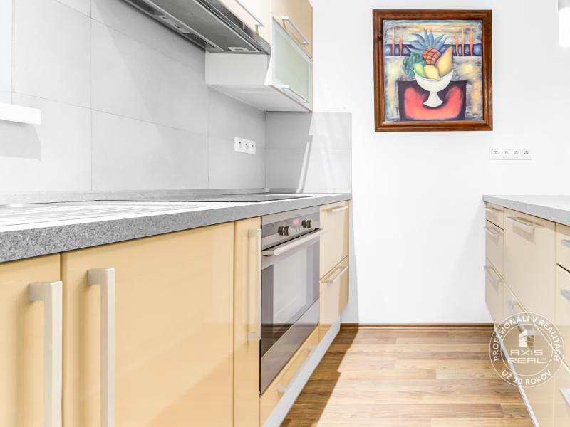  2-izb. byt v RD, TERASA, BA IV Dúbravka, Tavarikova Osada