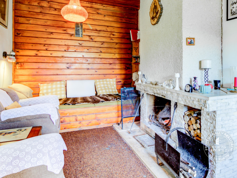  Dvojpodlažná chata v krásnom prostredí Buková, okr. Trnava