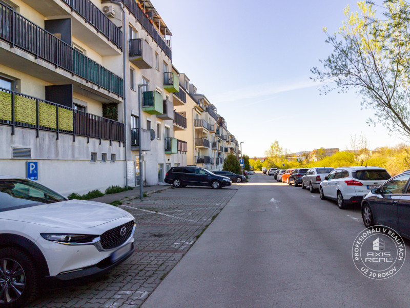  Príjemný 2-izb.byt, LODŽIA, Stupava, Vincenta Šikulu