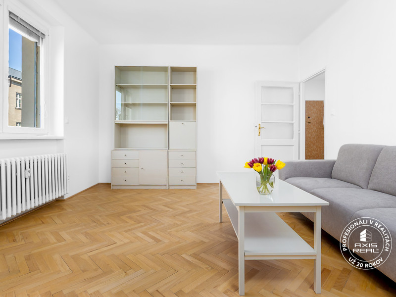   2-izbový byt, BA I. Staré Mesto, Justičná ul.