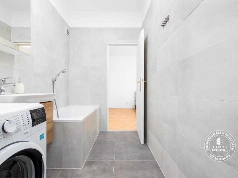   2-izbový byt, BA I. Staré Mesto, Justičná ul.