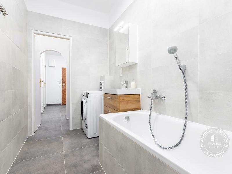   2-izbový byt, BA I. Staré Mesto, Justičná ul.