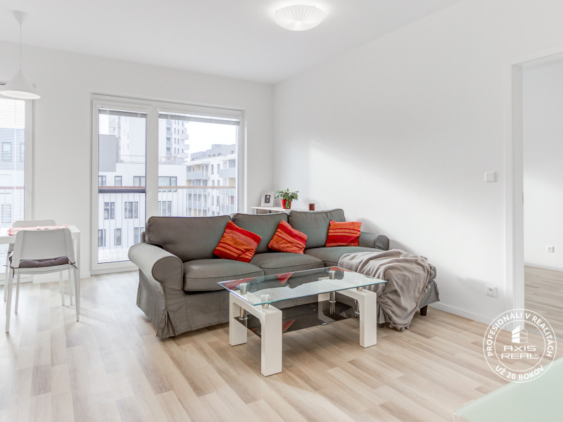 One br. apt., BALCONY-Internet, Jarabinkova Rent, Bratislava Slovakia