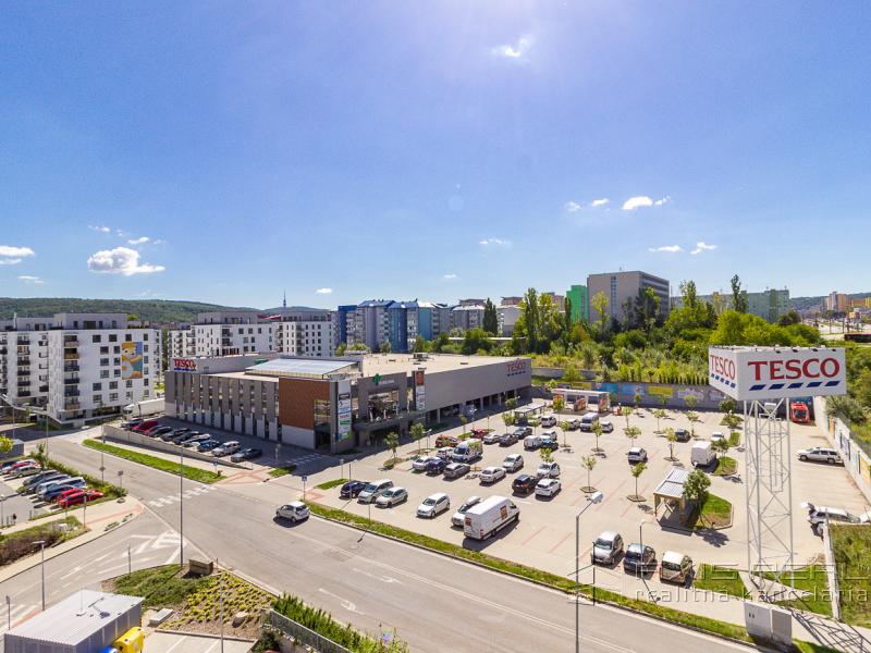  Krásny 2-izb. byt, LODŽIA, GARÁŽ, TAMMI, BA IV. Dúbravka