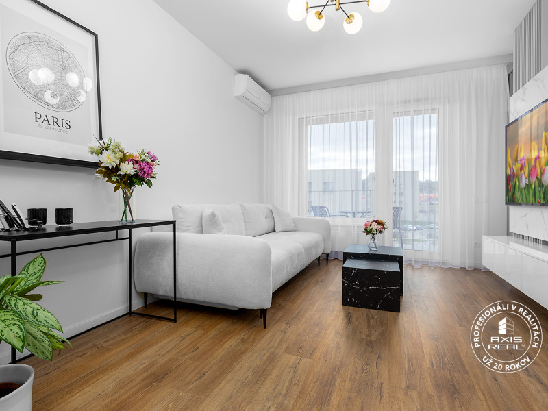  KOMFORTNÉ BÝVANIE - BORY NOVÝ DVOR S PARKOVANÍM