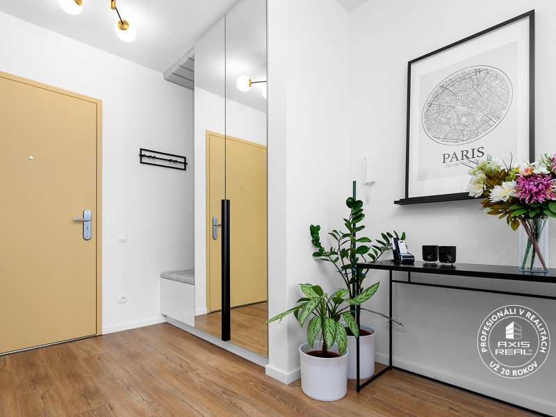  KOMFORTNÉ BÝVANIE - BORY NOVÝ DVOR S PARKOVANÍM