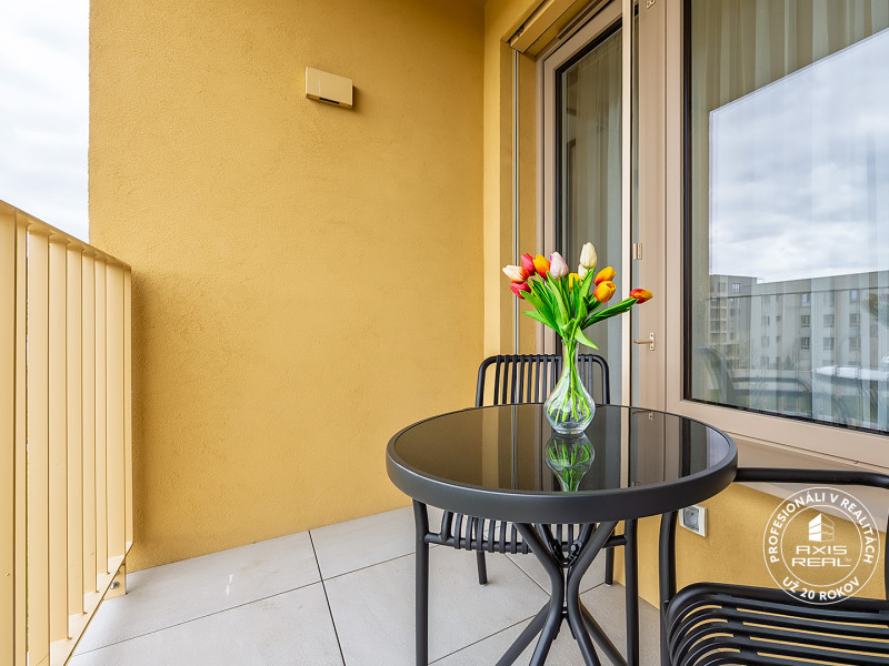  KOMFORTNÉ BÝVANIE - BORY NOVÝ DVOR S PARKOVANÍM