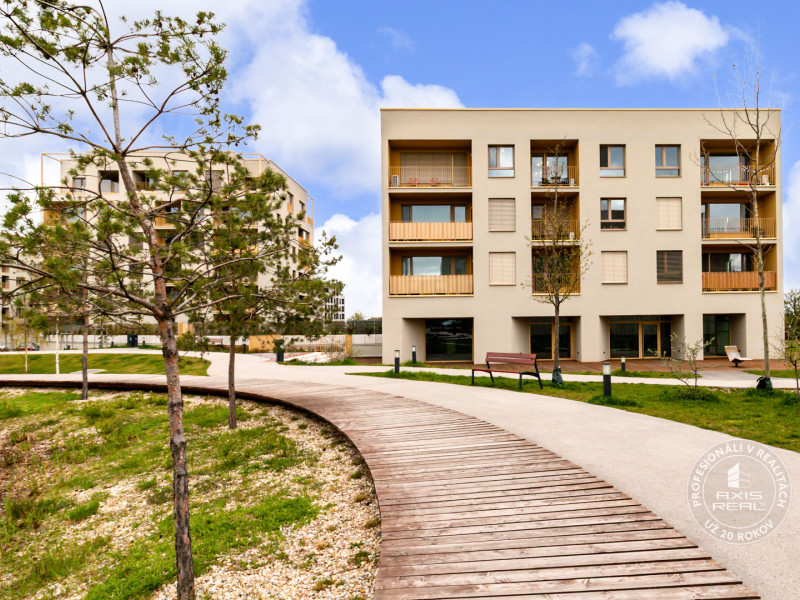  KOMFORTNÉ BÝVANIE - BORY NOVÝ DVOR S PARKOVANÍM