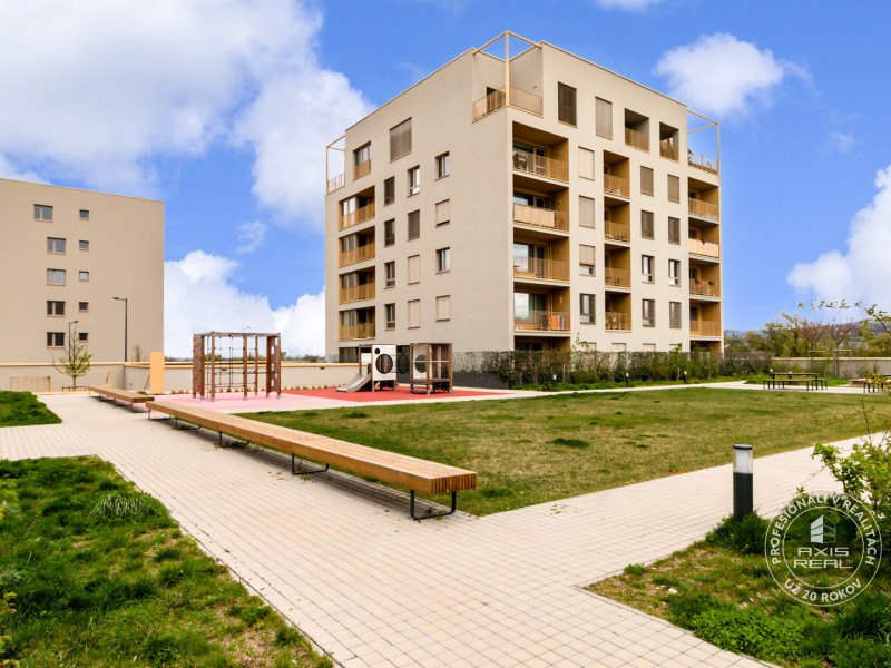  KOMFORTNÉ BÝVANIE - BORY NOVÝ DVOR S PARKOVANÍM