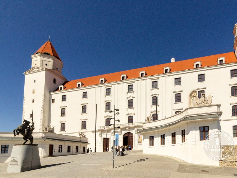  1-izbový byt pri BRATISLAVSKOM HRADE
