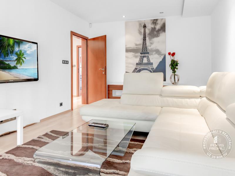  HIGH-END 2-ROOM flat with balcony, Ružinov, Rumančeková