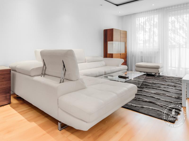  HIGH-END 2-ROOM flat with balcony, Ružinov, Rumančeková