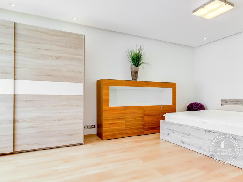  HIGH-END 2-ROOM flat with balcony, Ružinov, Rumančeková