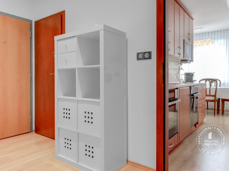  HIGH-END 2-ROOM flat with balcony, Ružinov, Rumančeková