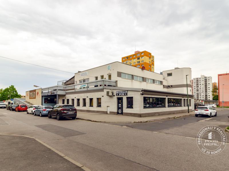  Zariadený 1,5-izbový byt, samostatná spálňa, Hronská 