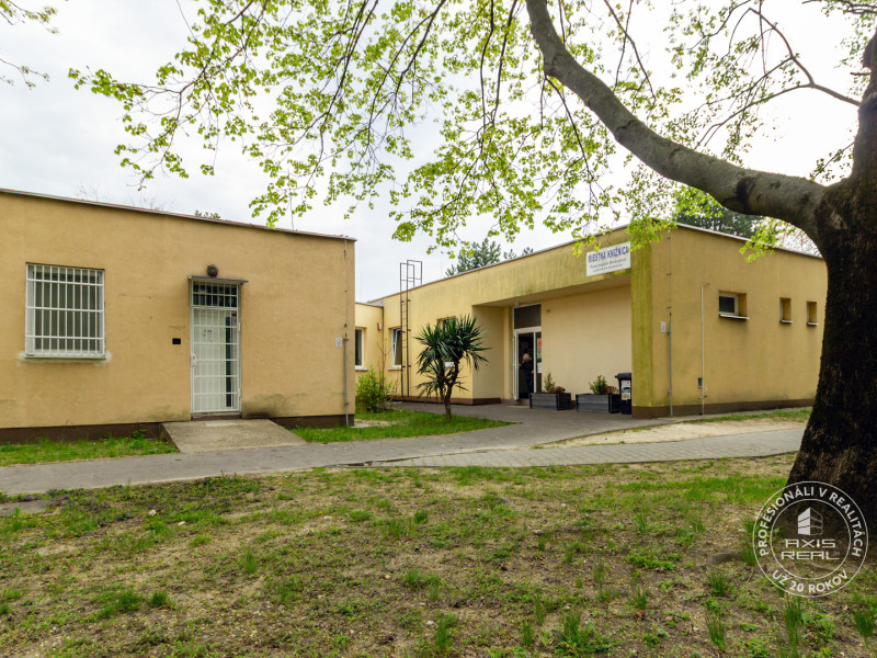  Zariadený 1,5-izbový byt, samostatná spálňa, Hronská 