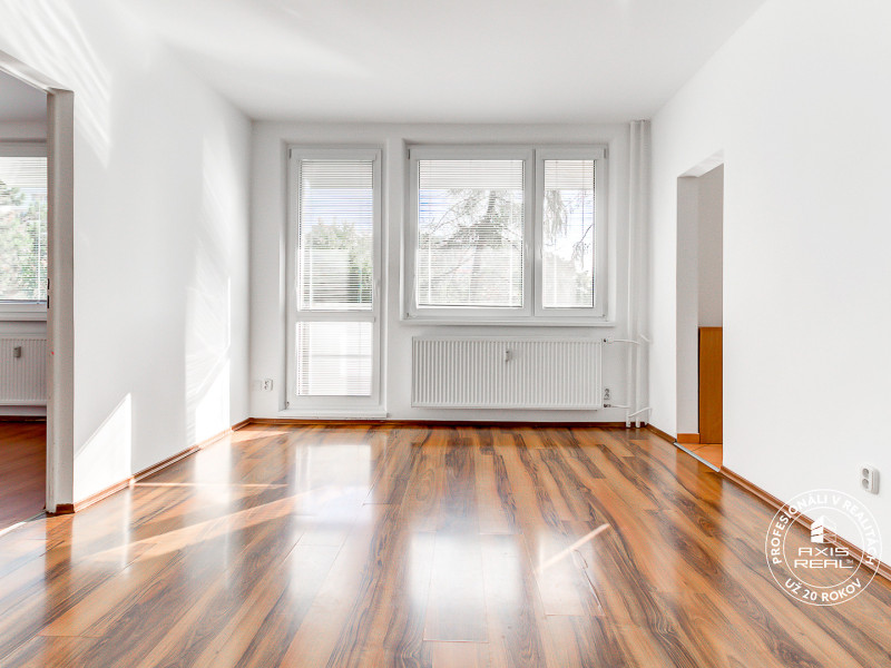   NEZARIADENÝ 2,5-izb.byt, 11m2 LODŽIA, BA IV., Červeňákova