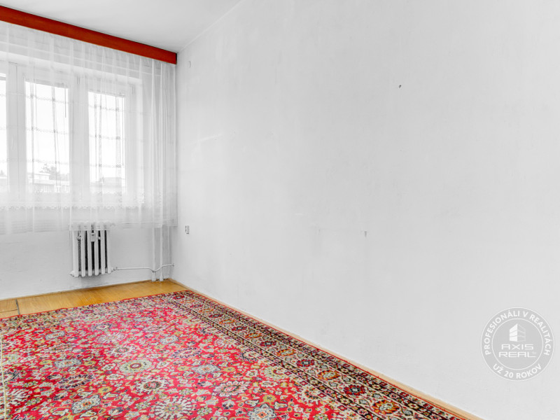  3-izbový byt na Hradnom kopci, v pôvodnom stave