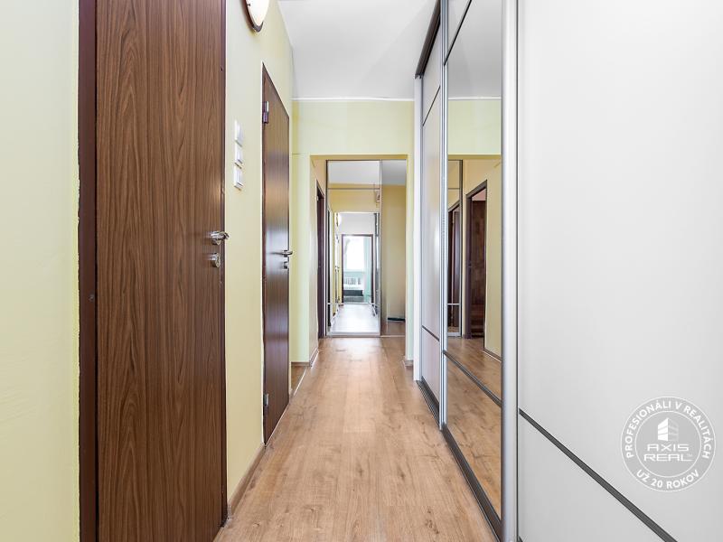   3-izbový byt, BA IV. Dúbravka, ulica Pri kríži