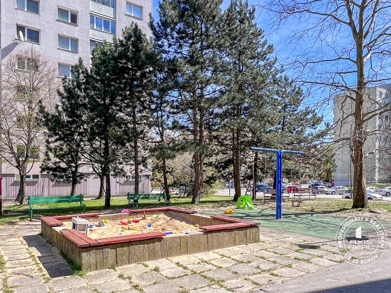   3-izbový byt, BA IV. Dúbravka, ulica Pri kríži