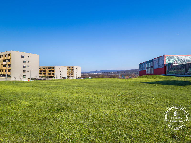  Stavebný pozemok 3.531 m2, BA IV DNV - BORY