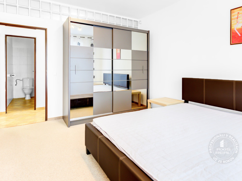 Rent Two bedroom apartment, Two bedroom apartment, Na Revíne, Bratisla