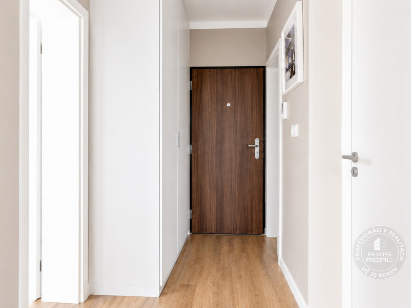  Miletičova 60 | 2 lodžie, šatník, klíma, výhľad na hrad