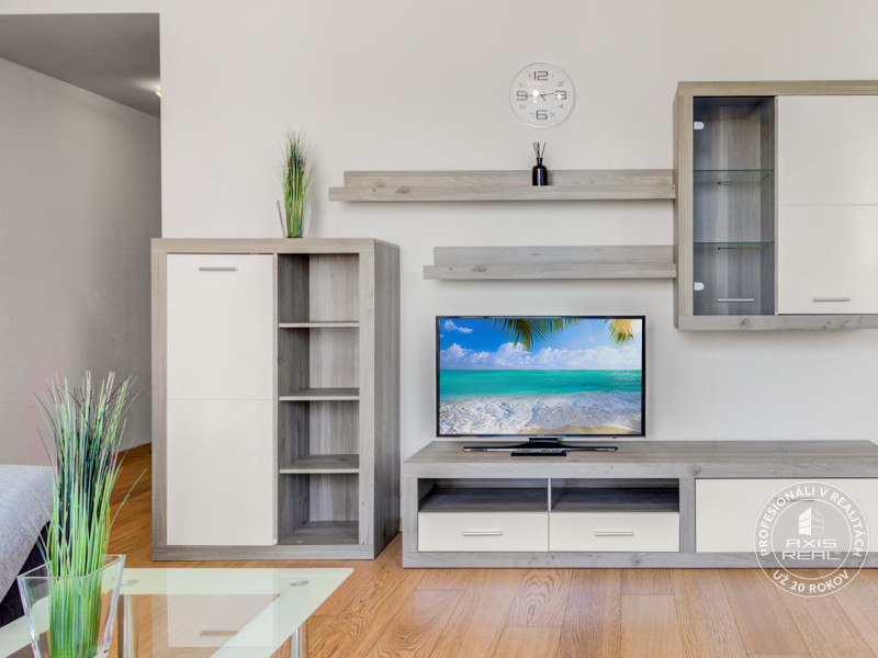  Moderný 2i apartmán, LODŽIA, PIVNICA, GARÁŽ, Panorama City