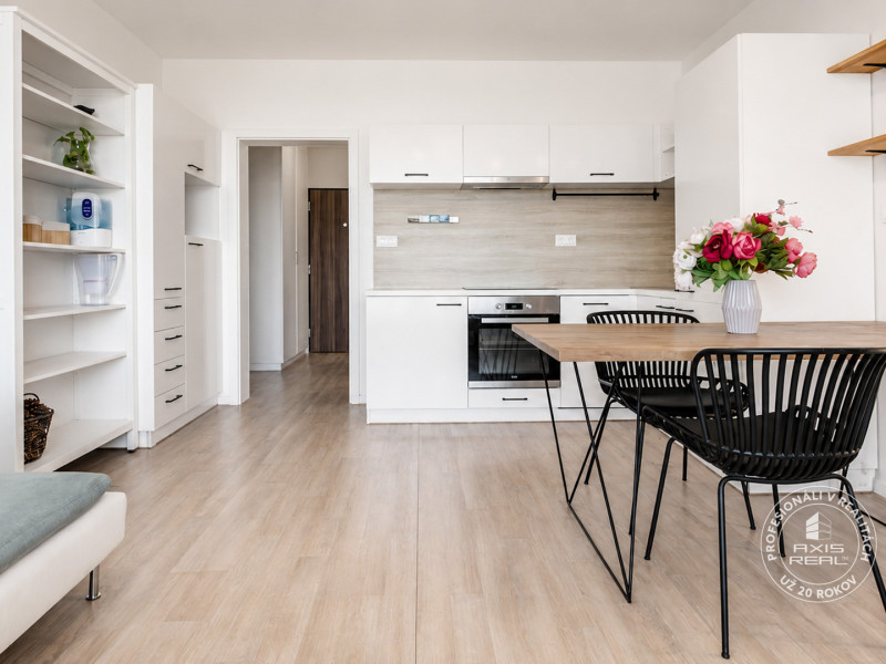  Miletičova 60 | 2 lodžie, šatník, klíma, výhľad downtown