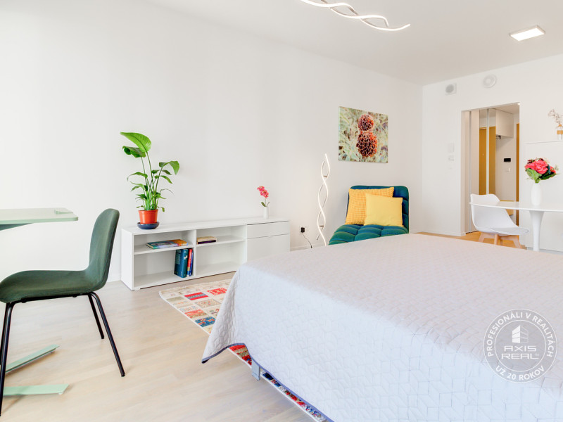  New 1-room apartment with a BALCONY and PARKING