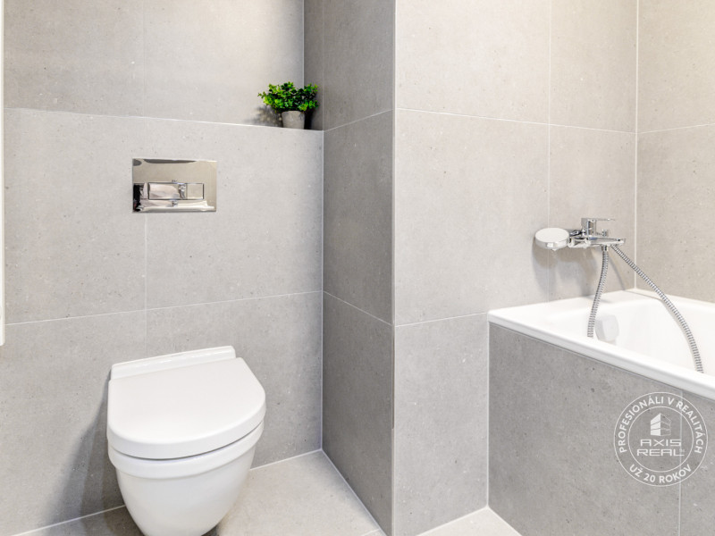  New 1-room apartment with a BALCONY and PARKING