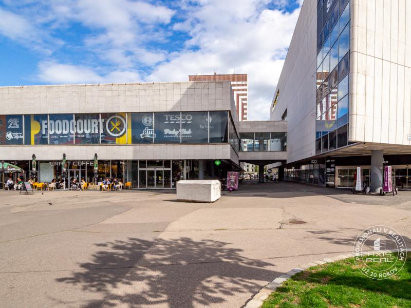  2 izb.byt, TEHLA, PARKING, BA I. St. Mesto, Grösslingova