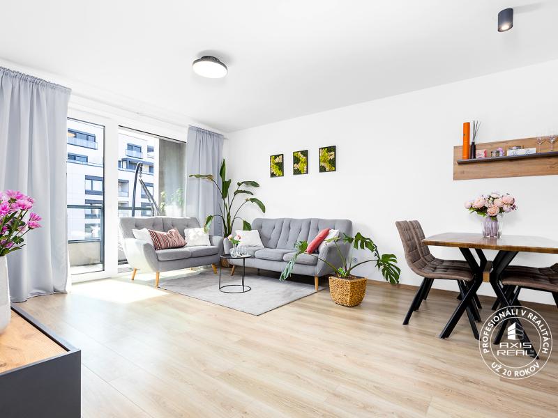  Krásny 2-izbový byt s VEĽKOU LODŽIOU v URBAN RESIDENCE