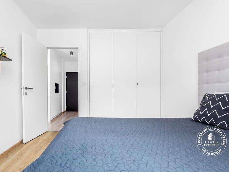  Krásny 2-izbový byt s VEĽKOU LODŽIOU v URBAN RESIDENCE