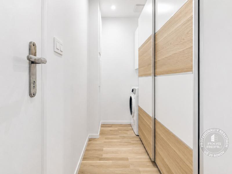 Rent Studio, Studio, Račianska, Bratislava - Nové Mesto, Slovakia