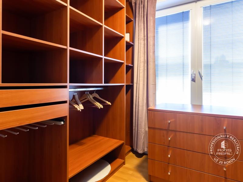 Rent Two bedroom apartment, Two bedroom apartment, Mraziarenská, Brati