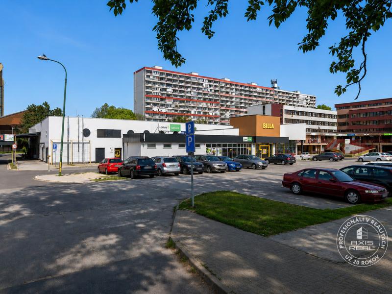 REZERVOVANÁ | Garsónka s LODŽIOU, PIVNICOU pri jazere DRAŽDIAK