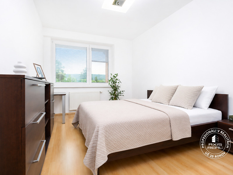  3-izbový byt, GARÁŽ, Š. Majera, BA IV Záhorská Bystrica