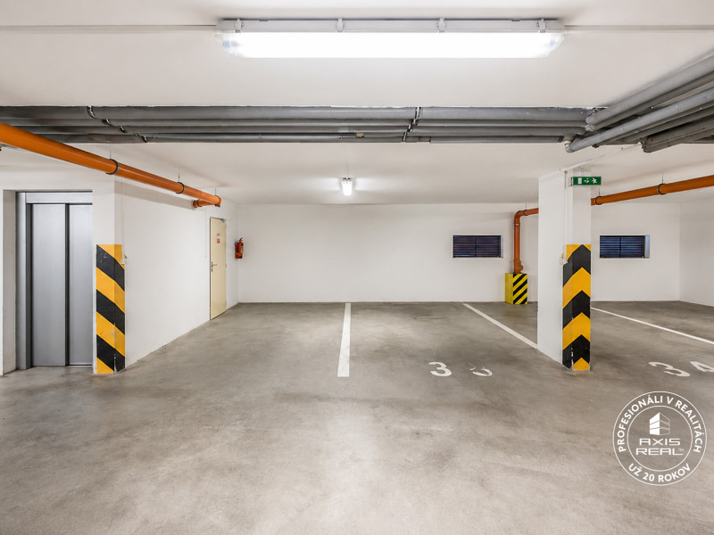  3-izbový byt, GARÁŽ, Š. Majera, BA IV Záhorská Bystrica