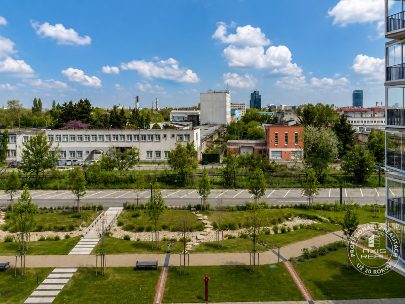  1-izbový byt s LODŽIOU a PIVNICOU, GUTHAUS, Račianska
