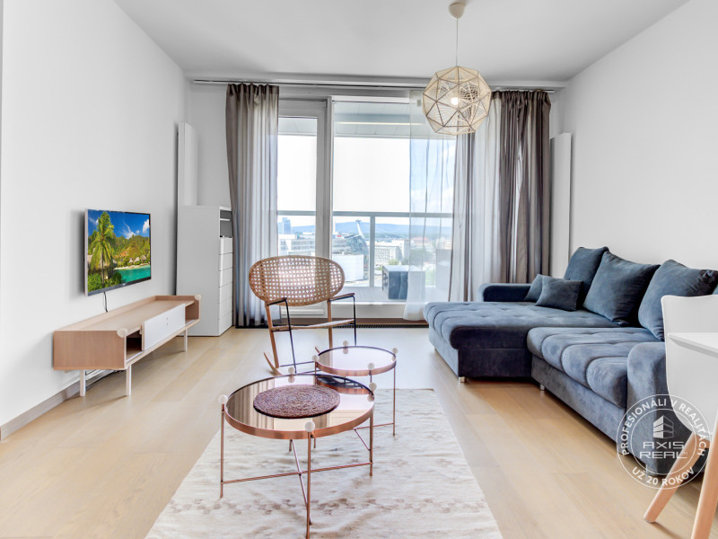 Rent 1-Bedroom apartment, AC, BALCONY, PARKING, Panorama City