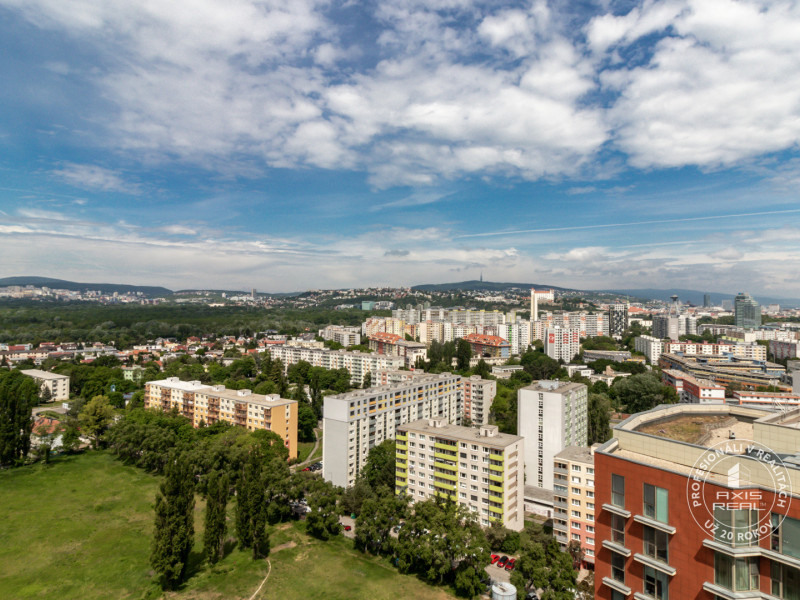  Krásny 2-izb. aprtmán, parking, Vienna Gate, Kopčianska