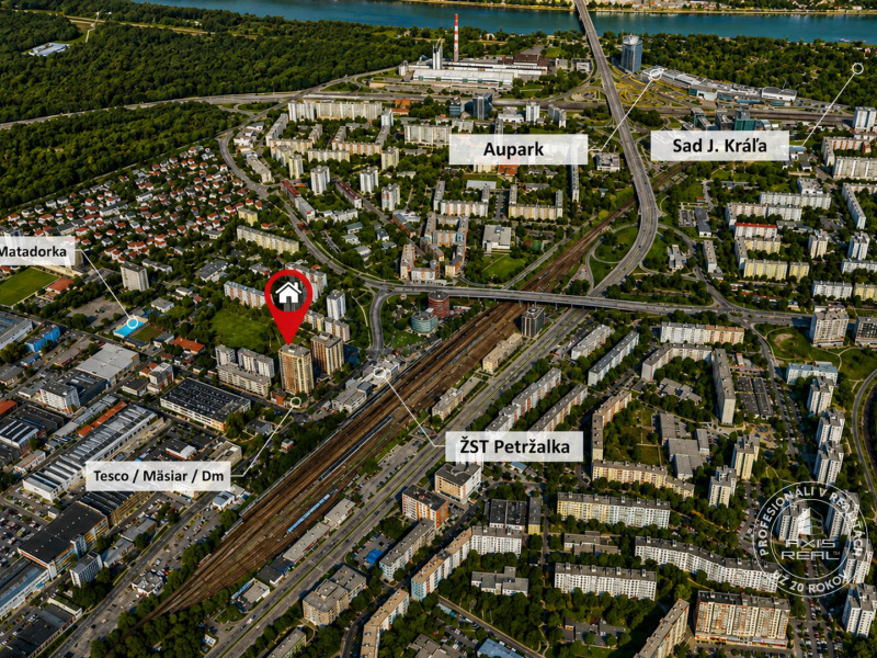  Krásny 2-izb. aprtmán, parking, Vienna Gate, Kopčianska